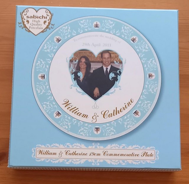 Preview of the first image of Porcelain Commemorative Plate William & Catherine Wedding.