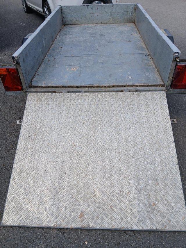 Preview of the first image of Trailer 7 x 4 750kg (similar to ifor p7e).
