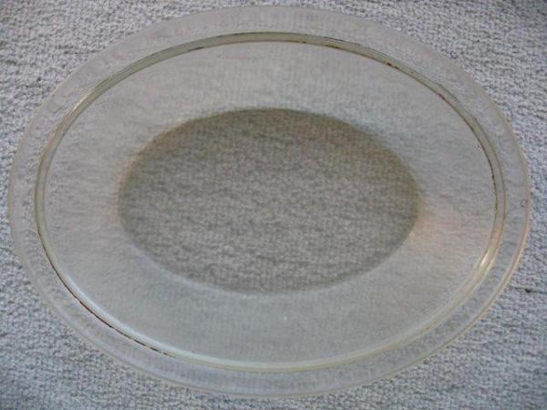 Image 2 of Clear Oval Pyrex Dish Made in England Model No.406 Probab