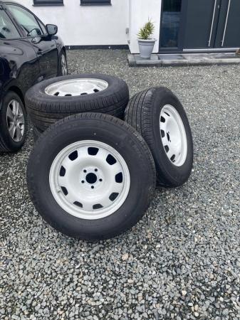 Image 2 of Landrover wheels brand new