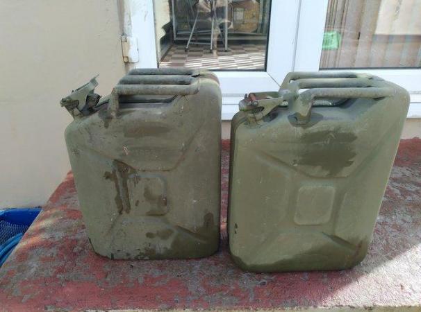 Image 2 of 20L metal jerry cans ex military