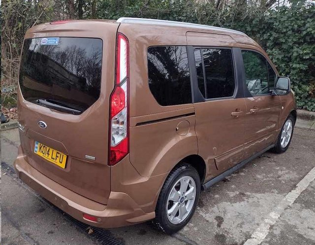Preview of the first image of Ford Tourneo Connect Titanium Automatic 5 door MPV..
