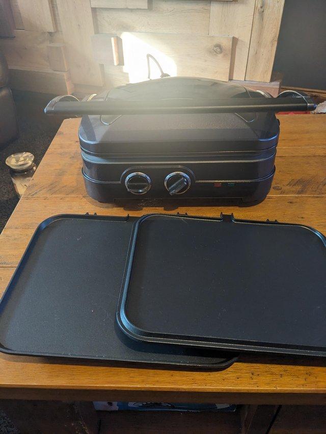 Preview of the first image of Cuisinart griddle and grill.