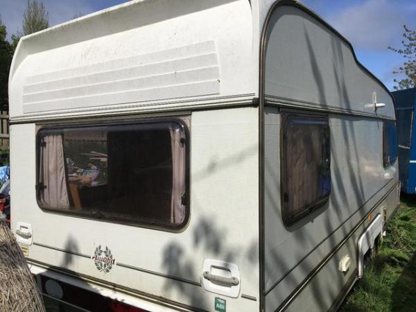 Image 6 of 18ft Twin Axle Touring Caravan Holiday Project Tows Well
