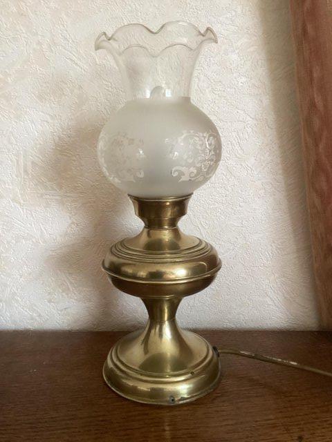 Preview of the first image of Vintage Brass Table Lamp with push button switch..