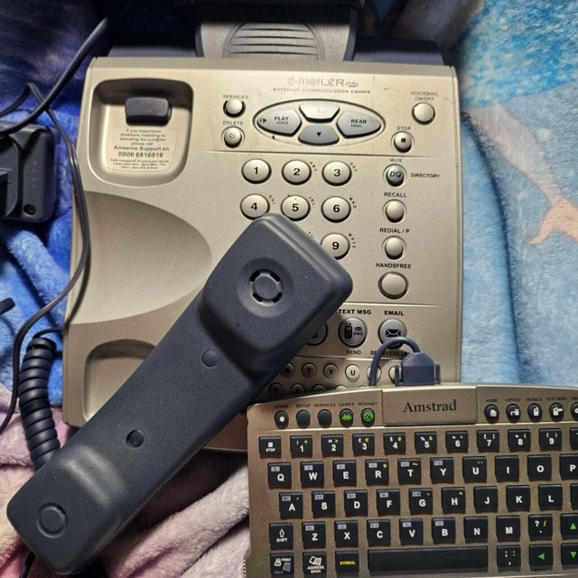 Preview of the first image of Amstrad Emailer Plus Model EM2001-UK Telephone Vintage.