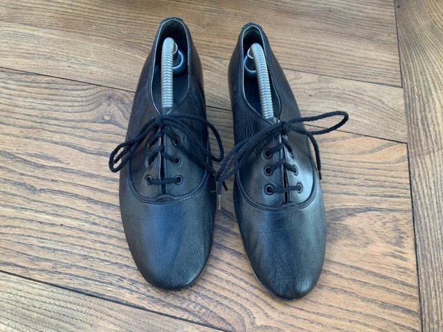 Preview of the first image of Irish leather jig dance shoes size 4 (boys).