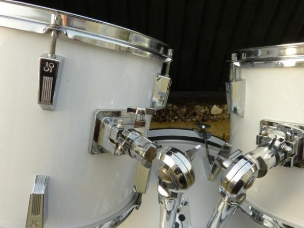 Image 2 of Sonor drum kit (4-drum shell pack)