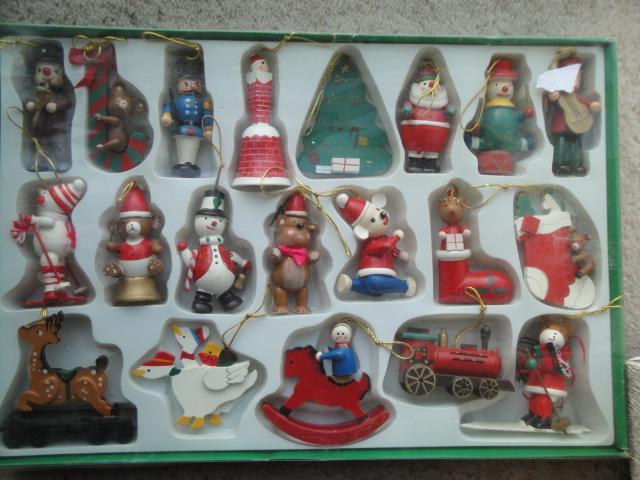 Preview of the first image of Unusual Wooden Christmas Tree Decorations Boxed NewL1468.