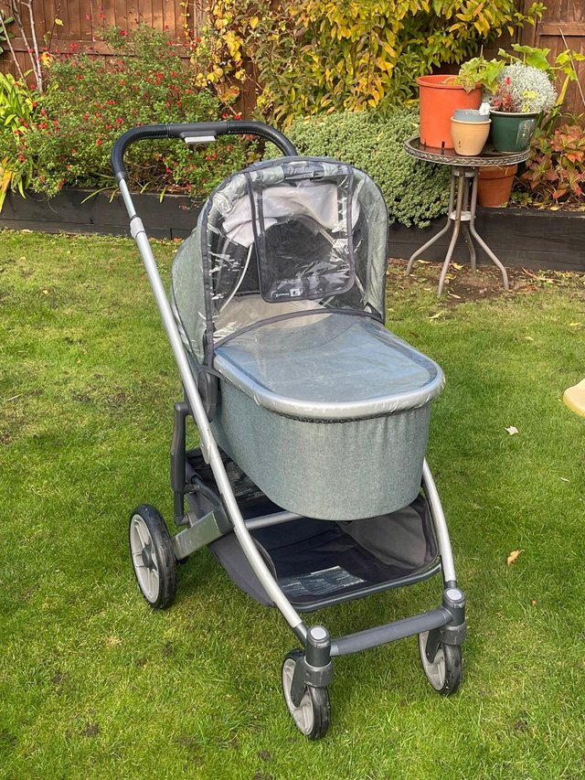 UPPAbaby Cruz Pushchair, Bassinet and Footmuff All Excellent — photo 2 of 3