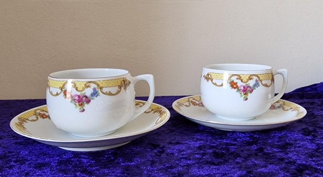 Image 3 of Beautiful vintage German tea sets - tea cup and saucer x2