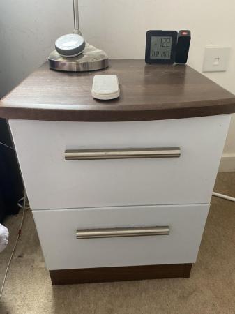Image 2 of FREE bedside drawers and matching dressing table