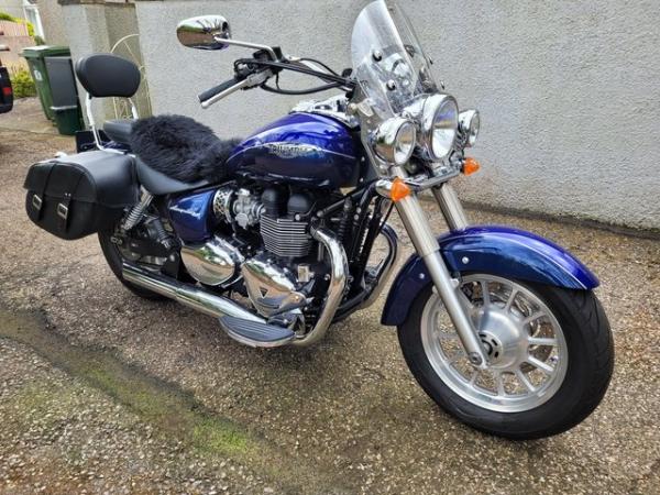 Image 1 of Triumph america LT 2014, immaculate condition