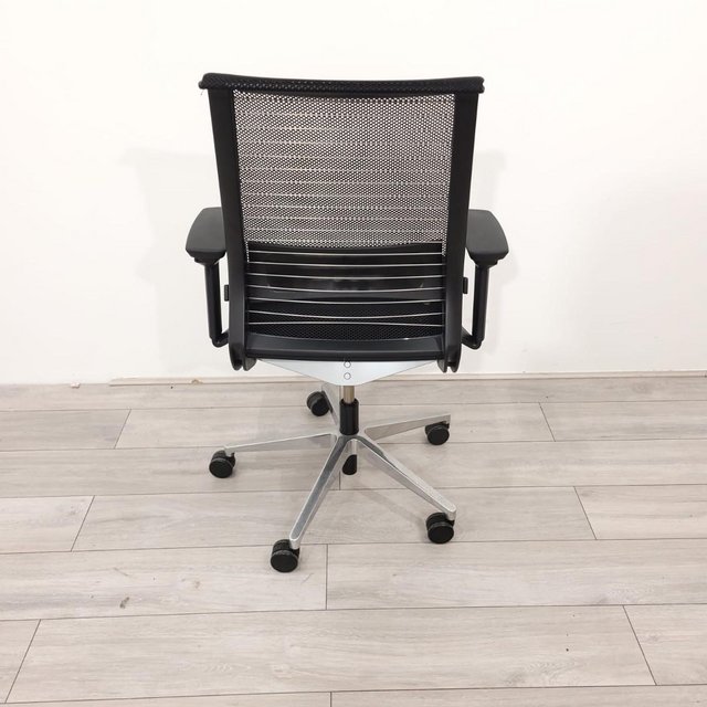 Preview of the first image of Steelcase Think V1 Office Chair.