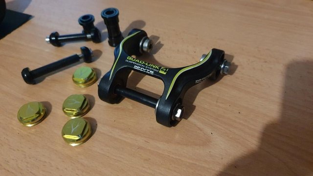 Image 1 of Whyte Q4 quad link suspension linkage - Bushings - Connector