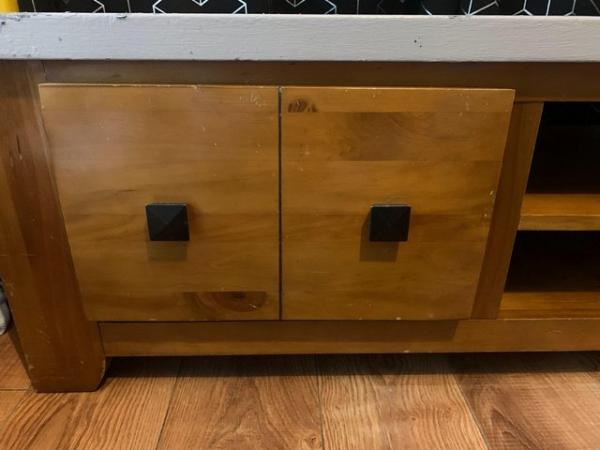 Image 1 of Heavy wooden TV unit/coffee table