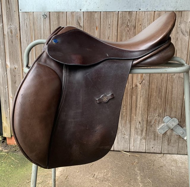 Preview of the first image of 17 inch wide brown leather Dever GP Saddle.