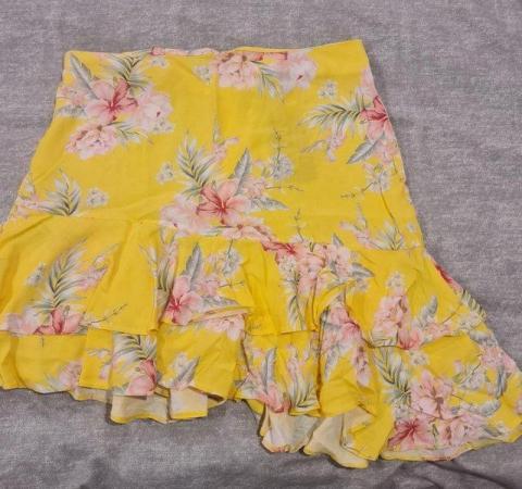 Image 2 of New Look size 12 Yellow Gweneth skirt