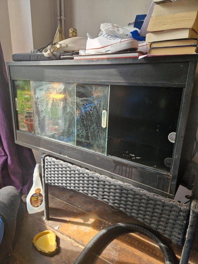 Preview of the first image of 3ft vivarium for sale used.