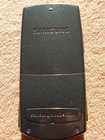 Image 4 of Samsung SGH J700V mobile phone + charger on Vodafone