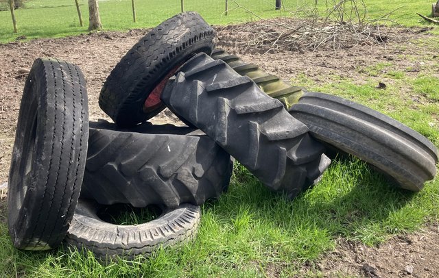 Image 1 of USED TYRES Tractor Truck Free