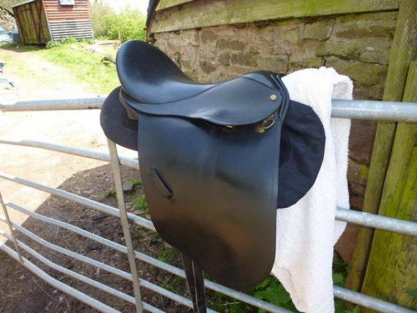 Image 2 of Dressage Saddle fitted with flexible adjustable panels