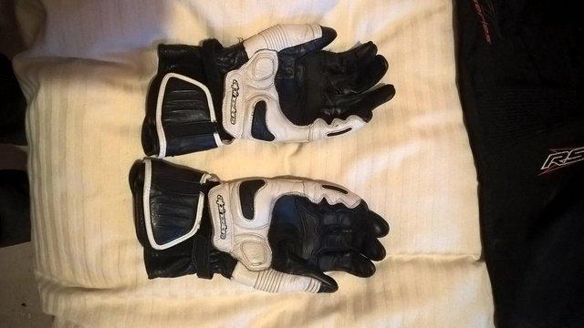 Preview of the first image of AlpineStars GP Plus Leather Gloves - Size Small.