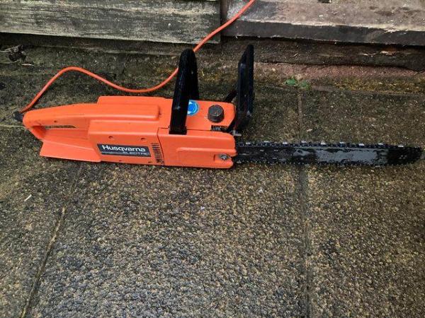 Image 1 of Husqvarna Electric Corded Chainsaw