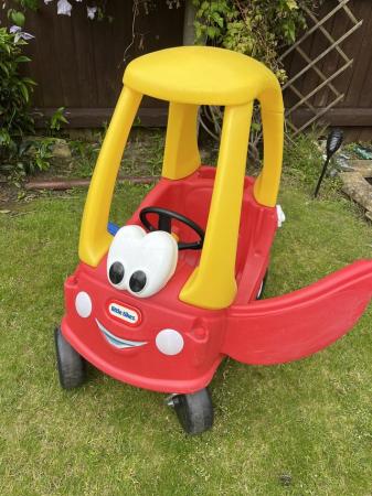 Image 2 of Little tikes cozy coupe car