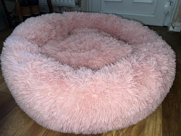 Image 4 of New Pets at home calming donut dog bed - Large