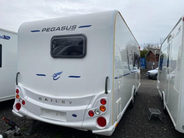 Image 4 of Bailey Pegasus IV Verona, 2016, 4 Berth Caravan *Fixed Bed*
