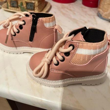 Image 3 of Girls pink fashionable new boots