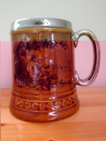 Image 1 of Lord Nelson Pottery ceramic brown/gilded fisherman mug.