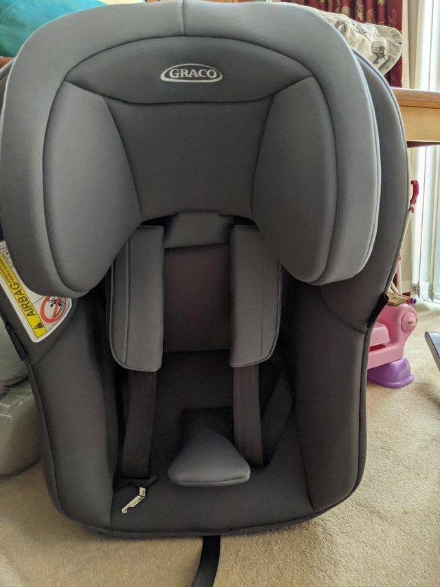 Preview of the first image of Rotating Baby and child car seat.