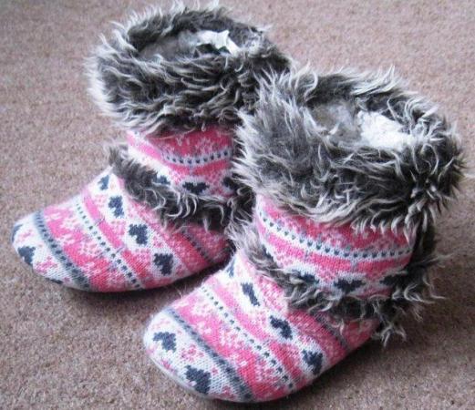 Image 1 of Girls Shoes, slippers etc.., sizes 12-4.