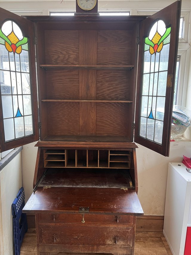 Preview of the first image of Beautiful  Antique oak unit.