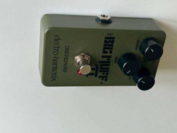 Image 1 of Electro Harmonix Bigg Muff  90’s Sound Fuzz pedal