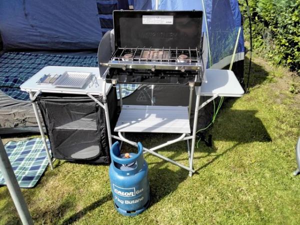 Image 1 of 5 man tent/cooker & kitchenette