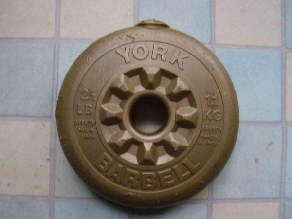 Image 2 of York barbell 1.1Kg (2.5lb) just the one