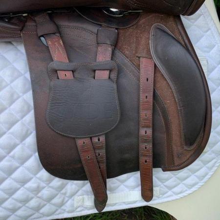 Image 10 of Bates Wide All Purpose 17  inch saddle