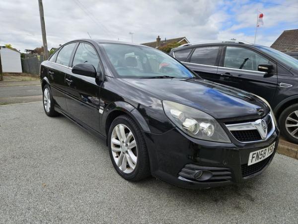 Image 2 of 2008/9 (58) Vauxhall Vectra Diesel Automatic
