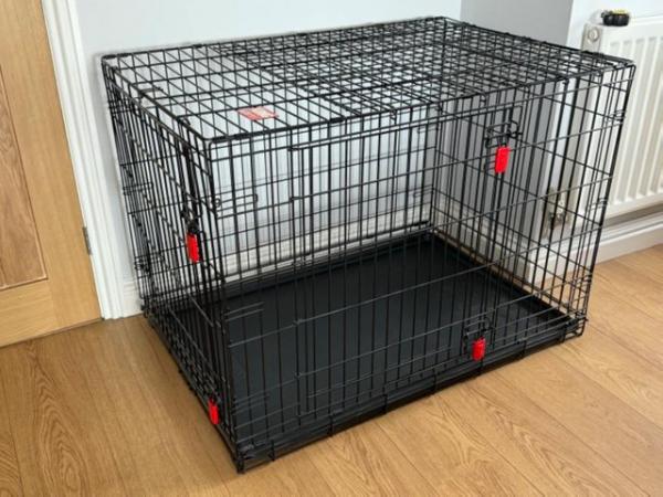 Image 3 of Kong Two Door Ultra-Strong Dog Crate Black Large