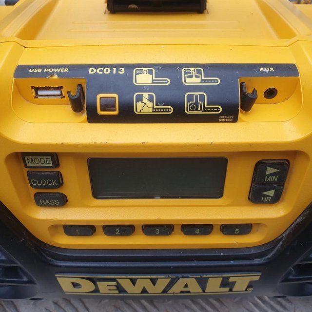 Preview of the first image of DEWALT RADIO ..............