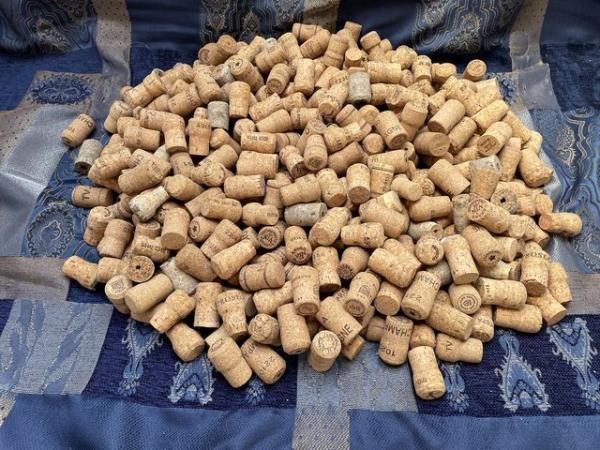 Image 1 of Champagne/Prosecco corks approximately 440