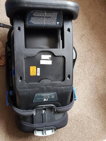 Image 1 of Mothercare child car seat 0-18kg