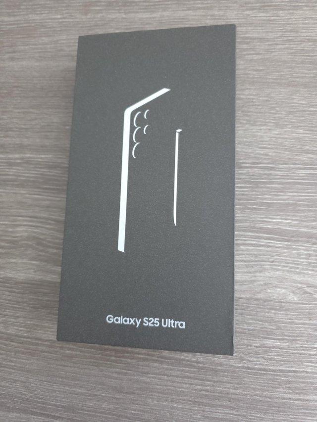 SAMSUNG GALAXY S25 ULTRA UK VERSION TITANIUM BLACK 256GB UN — photo 2 of 3