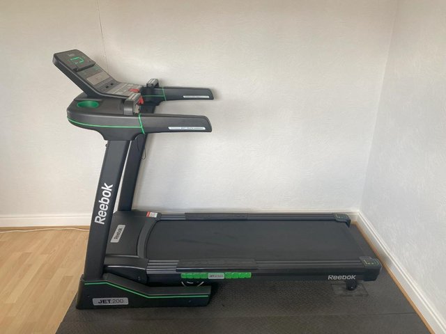 Preview of the first image of Reebok Jet 200 Treadmill - Excellent Condition.
