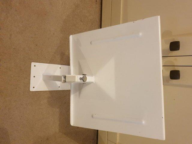 Preview of the first image of Robust variable wall mounting for  small tv's, monitors,.