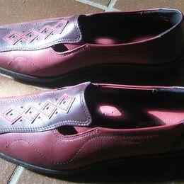Image 1 of Ladies leather, Hotter shoes size 4 - brand new