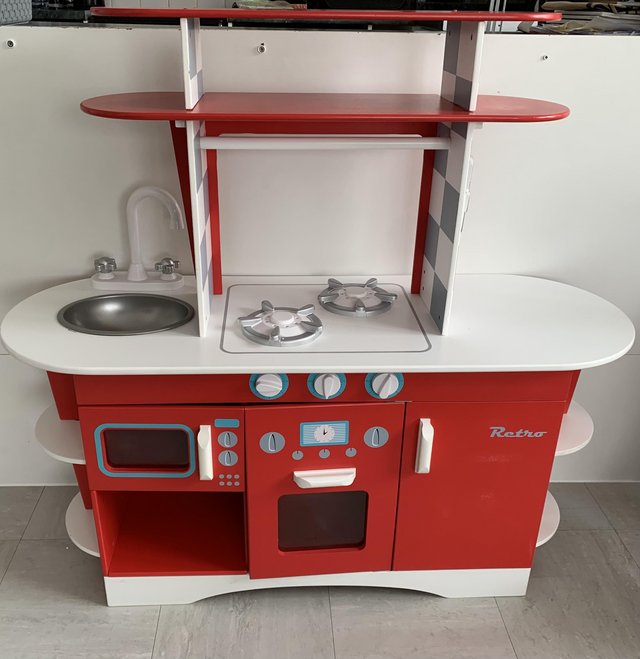 Preview of the first image of ELC Kids Wooden Retro Pretend Play Kitchen Diner.